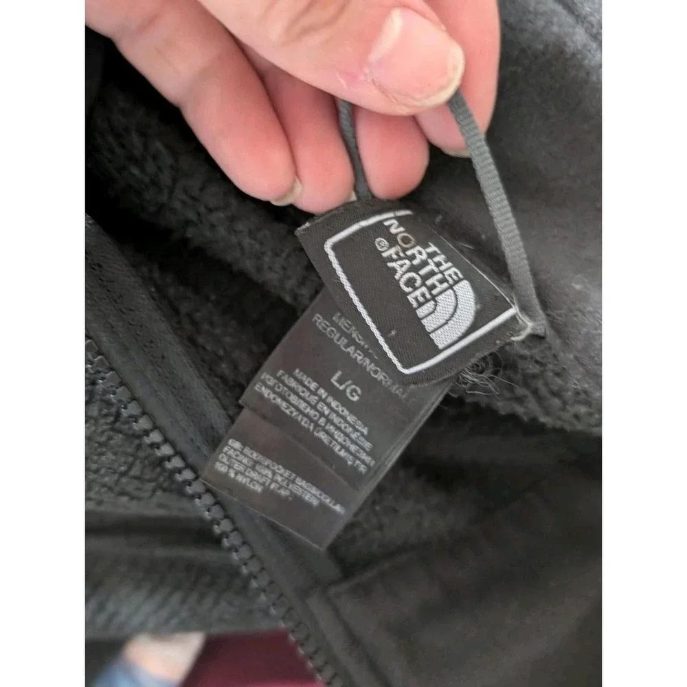 The North Face Men's Size Large Black Full Zip Up Outdoor Coat Jacket